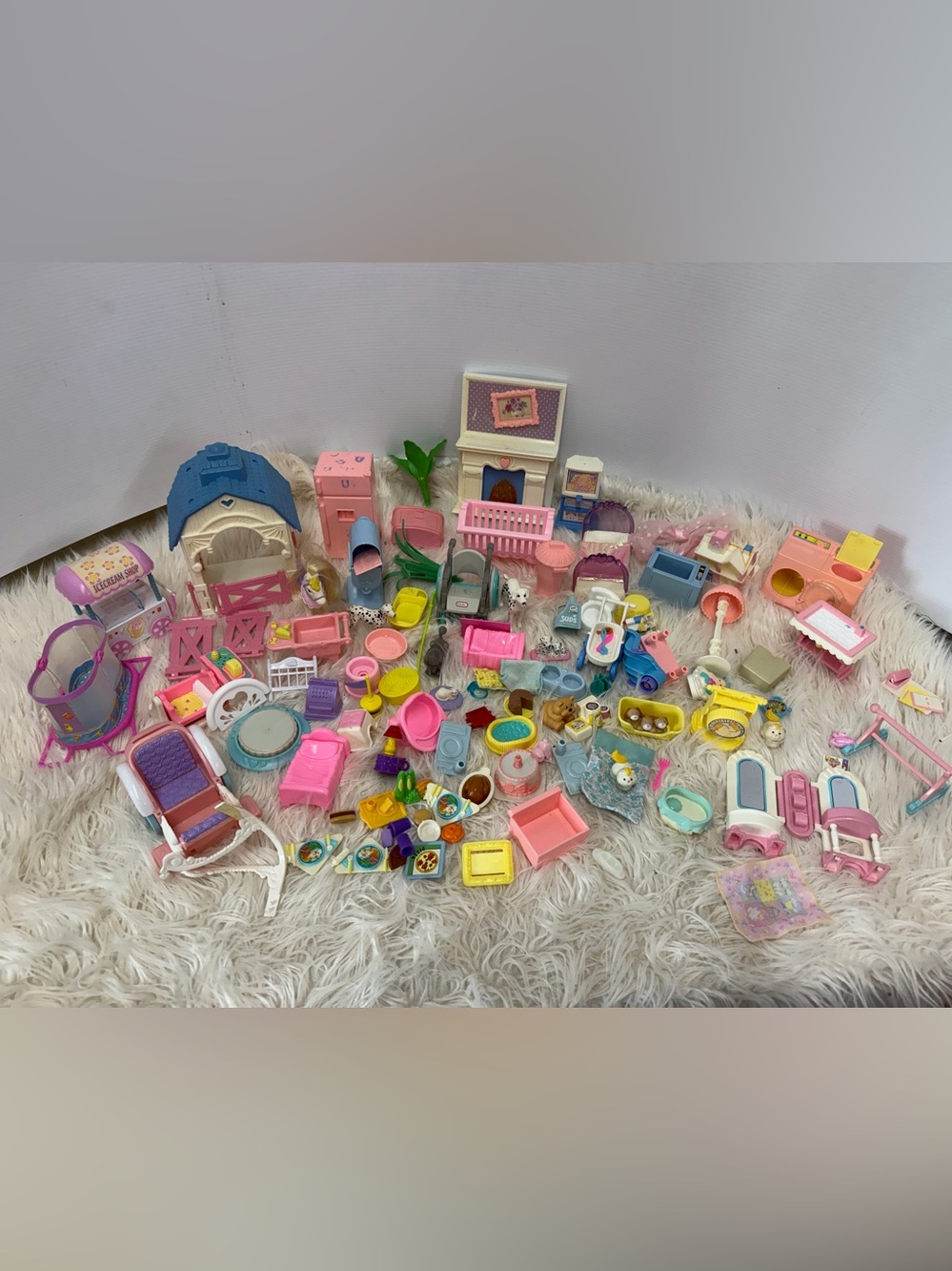 1990s Playskool Victorian Dollhouse Dolls Furniture Accessories Lamp